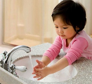 Bệnh Tay Chân Miệng Ở Trẻ - Phòng Tránh & Điều Trị