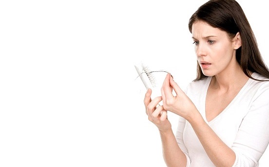 CẤY TÓC TỰ NHIÊN-ĐIỀU TRỊ RỤNG TÓC Ở PHỤ NỮ